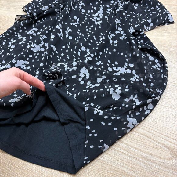 Cabi Pattern Short‎ Sleeve Blouse Women's L Color Black - Picture 2 of 5